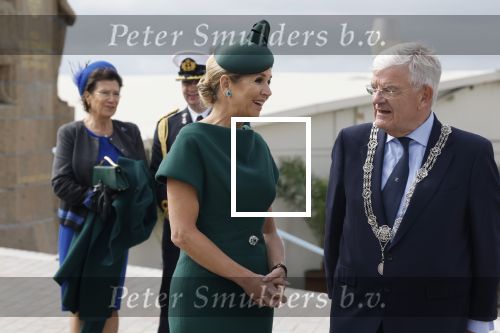 Scheveningen 2 april 2026
Koningin MÃ¡xima opent de gerenoveerde boulevard. De Scheveningse boulevard, al decennialang een van de bekendste en meest bezochte kustpromenades van Nederland, is de afgelopen jaren vernieuwd om beter aan te sluiten bij het groeiende aantal bezoekers en klaar te zijn voor de toekomst. Burgemeester Jan v Zanen begeleidde de Koningin . OOk de commisaris van de koning Wouter Kolff was aanwezig .