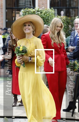Dokkum 27 april 2026
Koningsdag is dit jaar in Dokkum . Namens de koninklijke familie zijn aanwezig : Koning Willem Alexander Koningin Maxima Prinses Amalia Prinses Alexia Prinses Ariane Prins Constantijn Prinses Laurentien Prins Maurits Prinses Marilene Prins Bernhard Prins Floris Prinses Aimee Prins Pieter Christiaan en Prinses Anita .
