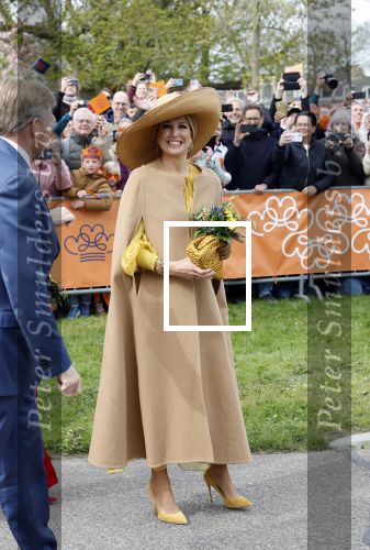 Dokkum 27 april 2026
Koningsdag is dit jaar in Dokkum . Namens de koninklijke familie zijn aanwezig : Koning Willem Alexander Koningin Maxima Prinses Amalia Prinses Alexia Prinses Ariane Prins Constantijn Prinses Laurentien Prins Maurits Prinses Marilene Prins Bernhard Prins Floris Prinses Aimee Prins Pieter Christiaan en Prinses Anita .