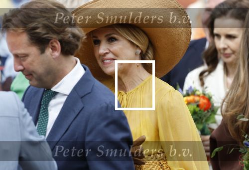 Dokkum 27 april 2026
Koningsdag is dit jaar in Dokkum . Namens de koninklijke familie zijn aanwezig : Koning Willem Alexander Koningin Maxima Prinses Amalia Prinses Alexia Prinses Ariane Prins Constantijn Prinses Laurentien Prins Maurits Prinses Marilene Prins Bernhard Prins Floris Prinses Aimee Prins Pieter Christiaan en Prinses Anita .