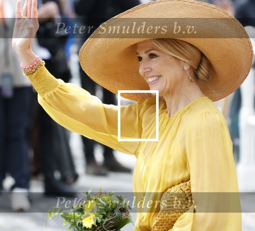 Dokkum 27 april 2026
Koningsdag is dit jaar in Dokkum . Namens de koninklijke familie zijn aanwezig : Koning Willem Alexander Koningin Maxima Prinses Amalia Prinses Alexia Prinses Ariane Prins Constantijn Prinses Laurentien Prins Maurits Prinses Marilene Prins Bernhard Prins Floris Prinses Aimee Prins Pieter Christiaan en Prinses Anita .