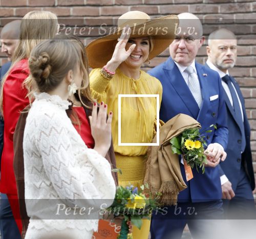 Dokkum 27 april 2026
Koningsdag is dit jaar in Dokkum . Namens de koninklijke familie zijn aanwezig : Koning Willem Alexander Koningin Maxima Prinses Amalia Prinses Alexia Prinses Ariane Prins Constantijn Prinses Laurentien Prins Maurits Prinses Marilene Prins Bernhard Prins Floris Prinses Aimee Prins Pieter Christiaan en Prinses Anita .