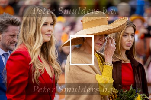Dokkum 27 april 2026
Koningsdag is dit jaar in Dokkum . Namens de koninklijke familie zijn aanwezig : Koning Willem Alexander Koningin Maxima Prinses Amalia Prinses Alexia Prinses Ariane Prins Constantijn Prinses Laurentien Prins Maurits Prinses Marilene Prins Bernhard Prins Floris Prinses Aimee Prins Pieter Christiaan en Prinses Anita .