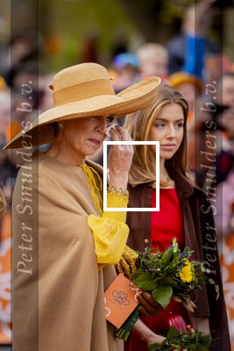 Dokkum 27 april 2026
Koningsdag is dit jaar in Dokkum . Namens de koninklijke familie zijn aanwezig : Koning Willem Alexander Koningin Maxima Prinses Amalia Prinses Alexia Prinses Ariane Prins Constantijn Prinses Laurentien Prins Maurits Prinses Marilene Prins Bernhard Prins Floris Prinses Aimee Prins Pieter Christiaan en Prinses Anita .