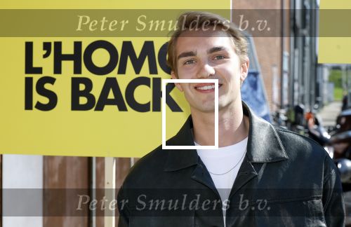 Amsterdam 22 april 2026
Presentatie nieuwe L Homo . Nicolas Keenan staat op de cover .