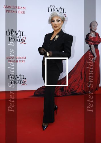 Amsterdam 28 april 2026
Premiere The Devil wears Prada 2 in Tuschinski . Miss Envy PPeru kwam met partner