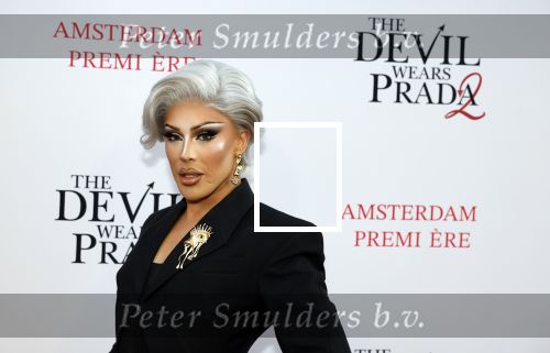 Amsterdam 28 april 2026
Premiere The Devil wears Prada 2 in Tuschinski . Miss Envy PPeru kwam met partner