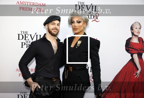 Amsterdam 28 april 2026
Premiere The Devil wears Prada 2 in Tuschinski . Miss Envy PPeru kwam met partner