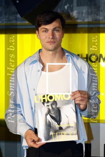 Amsterdam 22 april 2026
Presentatie nieuwe L Homo . Nicolas Keenan staat op de cover .