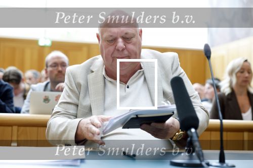 Den Bosch 15 april 2026
Rechtszaak Peter Gillis vs Nicol Kremers in de rechtbank van Den Bosch . Peter zijn kinderen en vriendin Wendy v Hout zijn met hem mee .