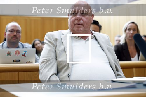 Den Bosch 15 april 2026
Rechtszaak Peter Gillis vs Nicol Kremers in de rechtbank van Den Bosch . Peter zijn kinderen en vriendin Wendy v Hout zijn met hem mee .