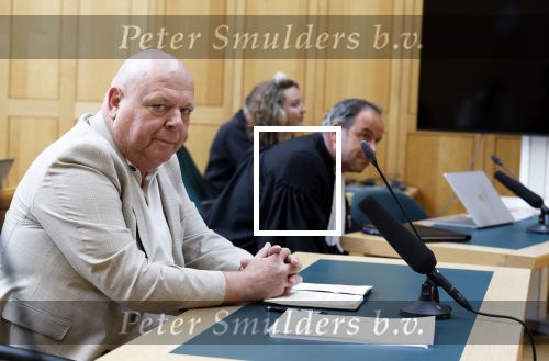Den Bosch 15 april 2026
Rechtszaak Peter Gillis vs Nicol Kremers in de rechtbank van Den Bosch . Peter zijn kinderen en vriendin Wendy v Hout zijn met hem mee .