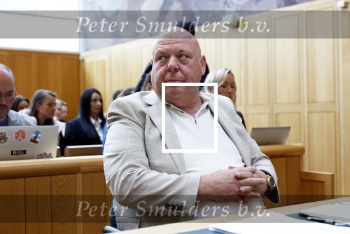 Den Bosch 15 april 2026
Rechtszaak Peter Gillis vs Nicol Kremers in de rechtbank van Den Bosch . Peter zijn kinderen en vriendin Wendy v Hout zijn met hem mee .