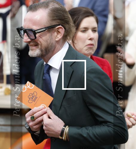 Dokkum 27 april 2026
Koningsdag is dit jaar in Dokkum . Namens de koninklijke familie zijn aanwezig : Koning Willem Alexander Koningin Maxima Prinses Amalia Prinses Alexia Prinses Ariane Prins Constantijn Prinses Laurentien Prins Maurits Prinses Marilene Prins Bernhard Prins Floris Prinses Aimee Prins Pieter Christiaan en Prinses Anita .