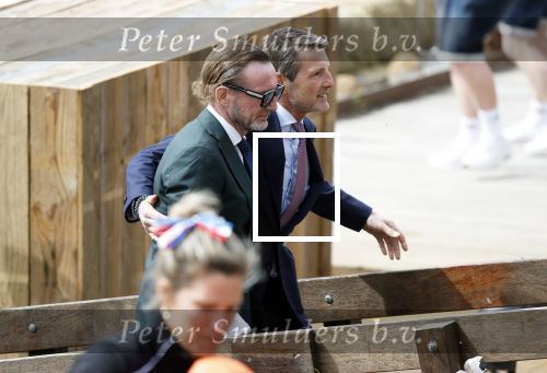 Dokkum 27 april 2026
Koningsdag is dit jaar in Dokkum . Namens de koninklijke familie zijn aanwezig : Koning Willem Alexander Koningin Maxima Prinses Amalia Prinses Alexia Prinses Ariane Prins Constantijn Prinses Laurentien Prins Maurits Prinses Marilene Prins Bernhard Prins Floris Prinses Aimee Prins Pieter Christiaan en Prinses Anita .