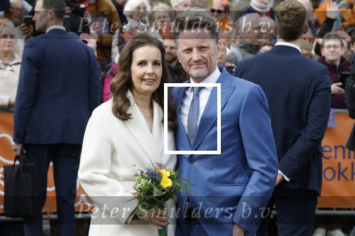Dokkum 27 april 2026
Koningsdag is dit jaar in Dokkum . Namens de koninklijke familie zijn aanwezig : Koning Willem Alexander Koningin Maxima Prinses Amalia Prinses Alexia Prinses Ariane Prins Constantijn Prinses Laurentien Prins Maurits Prinses Marilene Prins Bernhard Prins Floris Prinses Aimee Prins Pieter Christiaan en Prinses Anita .