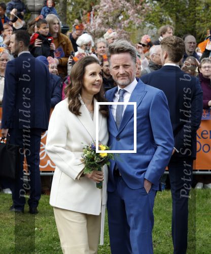 Dokkum 27 april 2026
Koningsdag is dit jaar in Dokkum . Namens de koninklijke familie zijn aanwezig : Koning Willem Alexander Koningin Maxima Prinses Amalia Prinses Alexia Prinses Ariane Prins Constantijn Prinses Laurentien Prins Maurits Prinses Marilene Prins Bernhard Prins Floris Prinses Aimee Prins Pieter Christiaan en Prinses Anita .