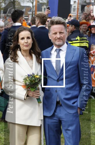 Dokkum 27 april 2026
Koningsdag is dit jaar in Dokkum . Namens de koninklijke familie zijn aanwezig : Koning Willem Alexander Koningin Maxima Prinses Amalia Prinses Alexia Prinses Ariane Prins Constantijn Prinses Laurentien Prins Maurits Prinses Marilene Prins Bernhard Prins Floris Prinses Aimee Prins Pieter Christiaan en Prinses Anita .