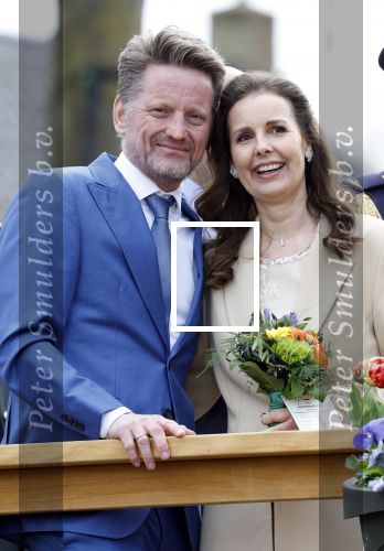 Dokkum 27 april 2026
Koningsdag is dit jaar in Dokkum . Namens de koninklijke familie zijn aanwezig : Koning Willem Alexander Koningin Maxima Prinses Amalia Prinses Alexia Prinses Ariane Prins Constantijn Prinses Laurentien Prins Maurits Prinses Marilene Prins Bernhard Prins Floris Prinses Aimee Prins Pieter Christiaan en Prinses Anita .