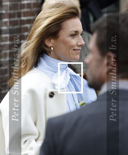 Dokkum 27 april 2026
Koningsdag is dit jaar in Dokkum . Namens de koninklijke familie zijn aanwezig : Koning Willem Alexander Koningin Maxima Prinses Amalia Prinses Alexia Prinses Ariane Prins Constantijn Prinses Laurentien Prins Maurits Prinses Marilene Prins Bernhard Prins Floris Prinses Aimee Prins Pieter Christiaan en Prinses Anita .