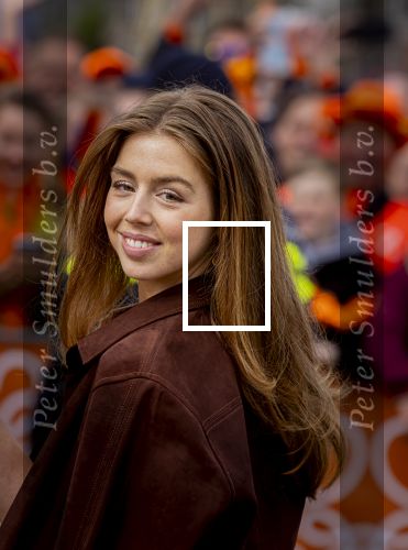 Dokkum 27 april 2026
Koningsdag is dit jaar in Dokkum . Namens de koninklijke familie zijn aanwezig : Koning Willem Alexander Koningin Maxima Prinses Amalia Prinses Alexia Prinses Ariane Prins Constantijn Prinses Laurentien Prins Maurits Prinses Marilene Prins Bernhard Prins Floris Prinses Aimee Prins Pieter Christiaan en Prinses Anita .