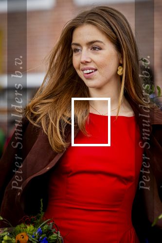 Dokkum 27 april 2026
Koningsdag is dit jaar in Dokkum . Namens de koninklijke familie zijn aanwezig : Koning Willem Alexander Koningin Maxima Prinses Amalia Prinses Alexia Prinses Ariane Prins Constantijn Prinses Laurentien Prins Maurits Prinses Marilene Prins Bernhard Prins Floris Prinses Aimee Prins Pieter Christiaan en Prinses Anita .