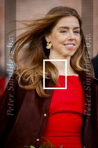 Dokkum 27 april 2026
Koningsdag is dit jaar in Dokkum . Namens de koninklijke familie zijn aanwezig : Koning Willem Alexander Koningin Maxima Prinses Amalia Prinses Alexia Prinses Ariane Prins Constantijn Prinses Laurentien Prins Maurits Prinses Marilene Prins Bernhard Prins Floris Prinses Aimee Prins Pieter Christiaan en Prinses Anita .