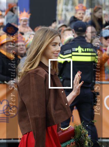 Dokkum 27 april 2026
Koningsdag is dit jaar in Dokkum . Namens de koninklijke familie zijn aanwezig : Koning Willem Alexander Koningin Maxima Prinses Amalia Prinses Alexia Prinses Ariane Prins Constantijn Prinses Laurentien Prins Maurits Prinses Marilene Prins Bernhard Prins Floris Prinses Aimee Prins Pieter Christiaan en Prinses Anita . Bertus Holkema