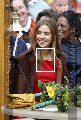 Dokkum 27 april 2026
Koningsdag is dit jaar in Dokkum . Namens de koninklijke familie zijn aanwezig : Koning Willem Alexander Koningin Maxima Prinses Amalia Prinses Alexia Prinses Ariane Prins Constantijn Prinses Laurentien Prins Maurits Prinses Marilene Prins Bernhard Prins Floris Prinses Aimee Prins Pieter Christiaan en Prinses Anita . Bertus Holkema