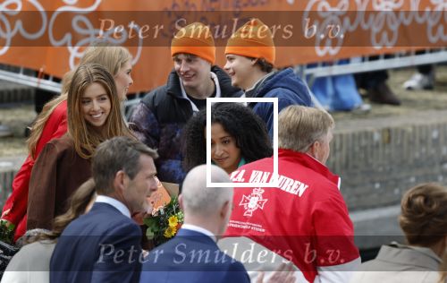 Dokkum 27 april 2026
Koningsdag is dit jaar in Dokkum . Namens de koninklijke familie zijn aanwezig : Koning Willem Alexander Koningin Maxima Prinses Amalia Prinses Alexia Prinses Ariane Prins Constantijn Prinses Laurentien Prins Maurits Prinses Marilene Prins Bernhard Prins Floris Prinses Aimee Prins Pieter Christiaan en Prinses Anita . Bertus Holkema