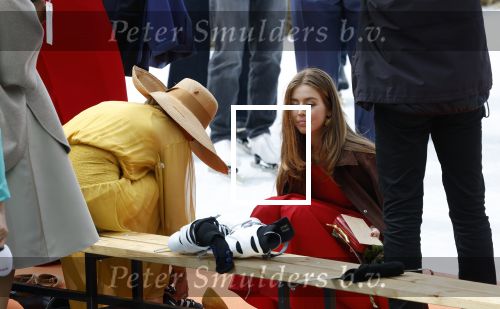 Dokkum 27 april 2026
Koningsdag is dit jaar in Dokkum . Namens de koninklijke familie zijn aanwezig : Koning Willem Alexander Koningin Maxima Prinses Amalia Prinses Alexia Prinses Ariane Prins Constantijn Prinses Laurentien Prins Maurits Prinses Marilene Prins Bernhard Prins Floris Prinses Aimee Prins Pieter Christiaan en Prinses Anita . Bertus Holkema