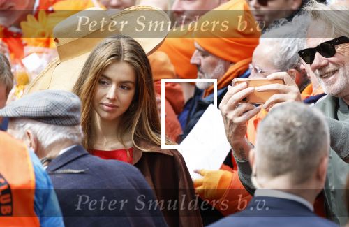Dokkum 27 april 2026
Koningsdag is dit jaar in Dokkum . Namens de koninklijke familie zijn aanwezig : Koning Willem Alexander Koningin Maxima Prinses Amalia Prinses Alexia Prinses Ariane Prins Constantijn Prinses Laurentien Prins Maurits Prinses Marilene Prins Bernhard Prins Floris Prinses Aimee Prins Pieter Christiaan en Prinses Anita . Bertus Holkema
