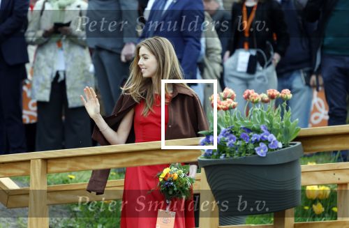 Dokkum 27 april 2026
Koningsdag is dit jaar in Dokkum . Namens de koninklijke familie zijn aanwezig : Koning Willem Alexander Koningin Maxima Prinses Amalia Prinses Alexia Prinses Ariane Prins Constantijn Prinses Laurentien Prins Maurits Prinses Marilene Prins Bernhard Prins Floris Prinses Aimee Prins Pieter Christiaan en Prinses Anita . Bertus Holkema