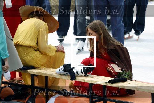 Dokkum 27 april 2026
Koningsdag is dit jaar in Dokkum . Namens de koninklijke familie zijn aanwezig : Koning Willem Alexander Koningin Maxima Prinses Amalia Prinses Alexia Prinses Ariane Prins Constantijn Prinses Laurentien Prins Maurits Prinses Marilene Prins Bernhard Prins Floris Prinses Aimee Prins Pieter Christiaan en Prinses Anita .