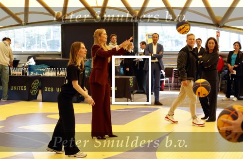 Amsterdam 16 april 2026
Prinses Amalia is op uitnodiging van Burgemeester Femke Halsema 2 dagen op tour door Amsterdam.