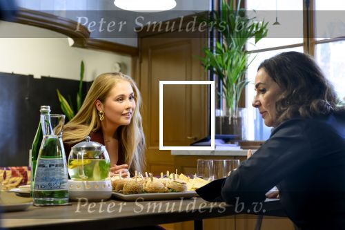 Amsterdam 16 april 2026
Prinses Amalia is op uitnodiging van Burgemeester Femke Halsema 2 dagen op tour door Amsterdam.