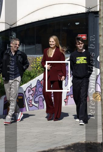 Amsterdam 16 april 2026
Prinses Amalia is op uitnodiging van Burgemeester Femke Halsema 2 dagen op tour door Amsterdam.
