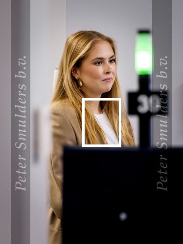 AMSTERDAM 16 en 17 april 2026
Prinses Amalia brengt op uitnodiging van burgemeester Halsema een bezoek aan Amsterdam.Bezoek aan het nachtleven Bar San Francisco en  Club Nachbar  De Prinses maakt tijdens het tweedaagse bezoek nader kennis met diverse sectoren en wordt bijgepraat over actuele onderwerpen als wetenschap, sport, cultuur, wonen en sociale verbondenheid. Ook loopt ze een avond met de politie van Amsterdam mee.