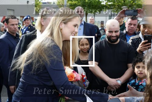Amsterdam 17 april 2027
Prinses Amalia bezoekt op uitnodiging van Burgemeester Femke Halsema diverse plekken in Amsterdam waaronder os de Zeedijk / wallen .
