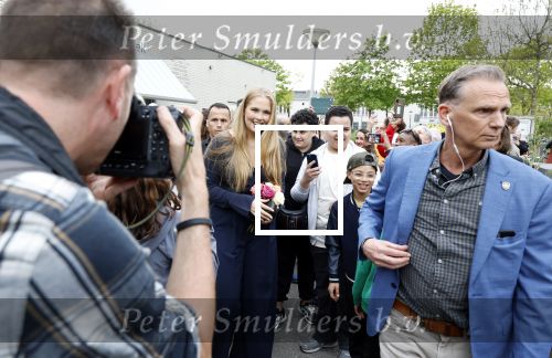 Amsterdam 17 april 2027
Prinses Amalia bezoekt op uitnodiging van Burgemeester Femke Halsema diverse plekken in Amsterdam waaronder os de Zeedijk / wallen .