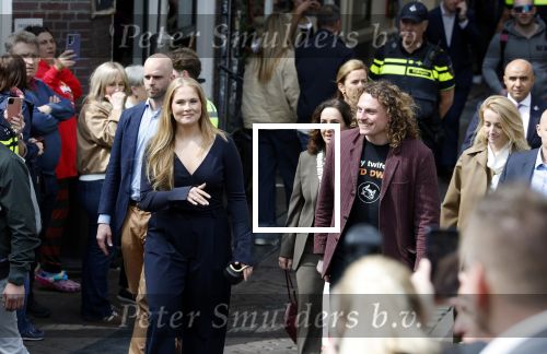 Amsterdam 17 april 2027
Prinses Amalia bezoekt op uitnodiging van Burgemeester Femke Halsema diverse plekken in Amsterdam waaronder os de Zeedijk / wallen .