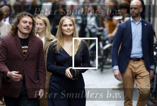 Amsterdam 17 april 2027
Prinses Amalia bezoekt op uitnodiging van Burgemeester Femke Halsema diverse plekken in Amsterdam waaronder os de Zeedijk / wallen .