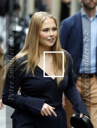 Amsterdam 17 april 2027
Prinses Amalia bezoekt op uitnodiging van Burgemeester Femke Halsema diverse plekken in Amsterdam waaronder os de Zeedijk / wallen .