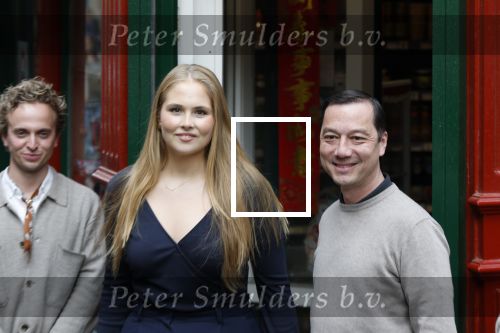 Amsterdam 17 april 2027
Prinses Amalia bezoekt op uitnodiging van Burgemeester Femke Halsema diverse plekken in Amsterdam waaronder os de Zeedijk / wallen .