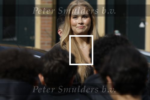Amsterdam 17 april 2027
Prinses Amalia bezoekt op uitnodiging van Burgemeester Femke Halsema diverse plekken in Amsterdam waaronder os de Zeedijk / wallen .