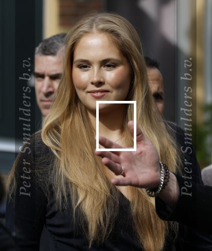 Amsterdam 17 april 2027
Prinses Amalia bezoekt op uitnodiging van Burgemeester Femke Halsema diverse plekken in Amsterdam waaronder os de Zeedijk / wallen .