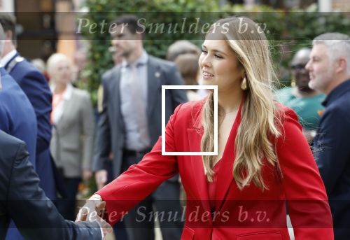 Dokkum 27 april 2026
Koningsdag is dit jaar in Dokkum . Namens de koninklijke familie zijn aanwezig : Koning Willem Alexander Koningin Maxima Prinses Amalia Prinses Alexia Prinses Ariane Prins Constantijn Prinses Laurentien Prins Maurits Prinses Marilene Prins Bernhard Prins Floris Prinses Aimee Prins Pieter Christiaan en Prinses Anita .