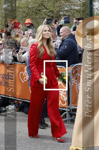 Dokkum 27 april 2026
Koningsdag is dit jaar in Dokkum . Namens de koninklijke familie zijn aanwezig : Koning Willem Alexander Koningin Maxima Prinses Amalia Prinses Alexia Prinses Ariane Prins Constantijn Prinses Laurentien Prins Maurits Prinses Marilene Prins Bernhard Prins Floris Prinses Aimee Prins Pieter Christiaan en Prinses Anita .