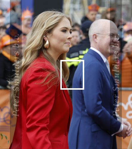 Dokkum 27 april 2026
Koningsdag is dit jaar in Dokkum . Namens de koninklijke familie zijn aanwezig : Koning Willem Alexander Koningin Maxima Prinses Amalia Prinses Alexia Prinses Ariane Prins Constantijn Prinses Laurentien Prins Maurits Prinses Marilene Prins Bernhard Prins Floris Prinses Aimee Prins Pieter Christiaan en Prinses Anita .