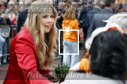 Dokkum 27 april 2026
Koningsdag is dit jaar in Dokkum . Namens de koninklijke familie zijn aanwezig : Koning Willem Alexander Koningin Maxima Prinses Amalia Prinses Alexia Prinses Ariane Prins Constantijn Prinses Laurentien Prins Maurits Prinses Marilene Prins Bernhard Prins Floris Prinses Aimee Prins Pieter Christiaan en Prinses Anita .
